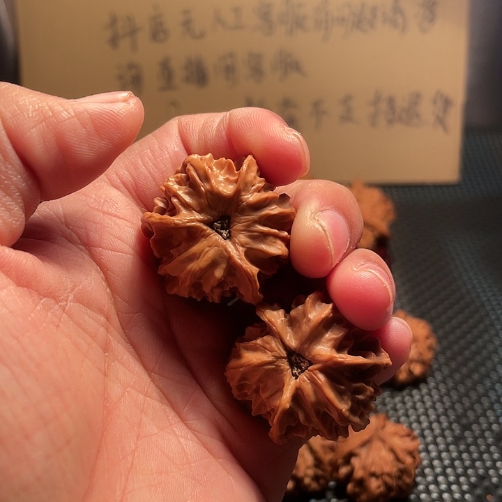 吊坠文玩核桃33mm野生龙门涧三棱