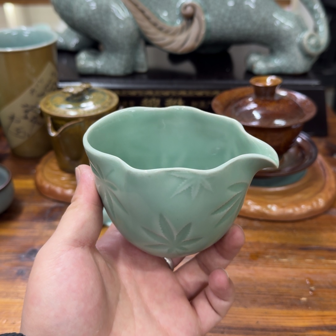 龙泉青瓷茶具微瑕9317