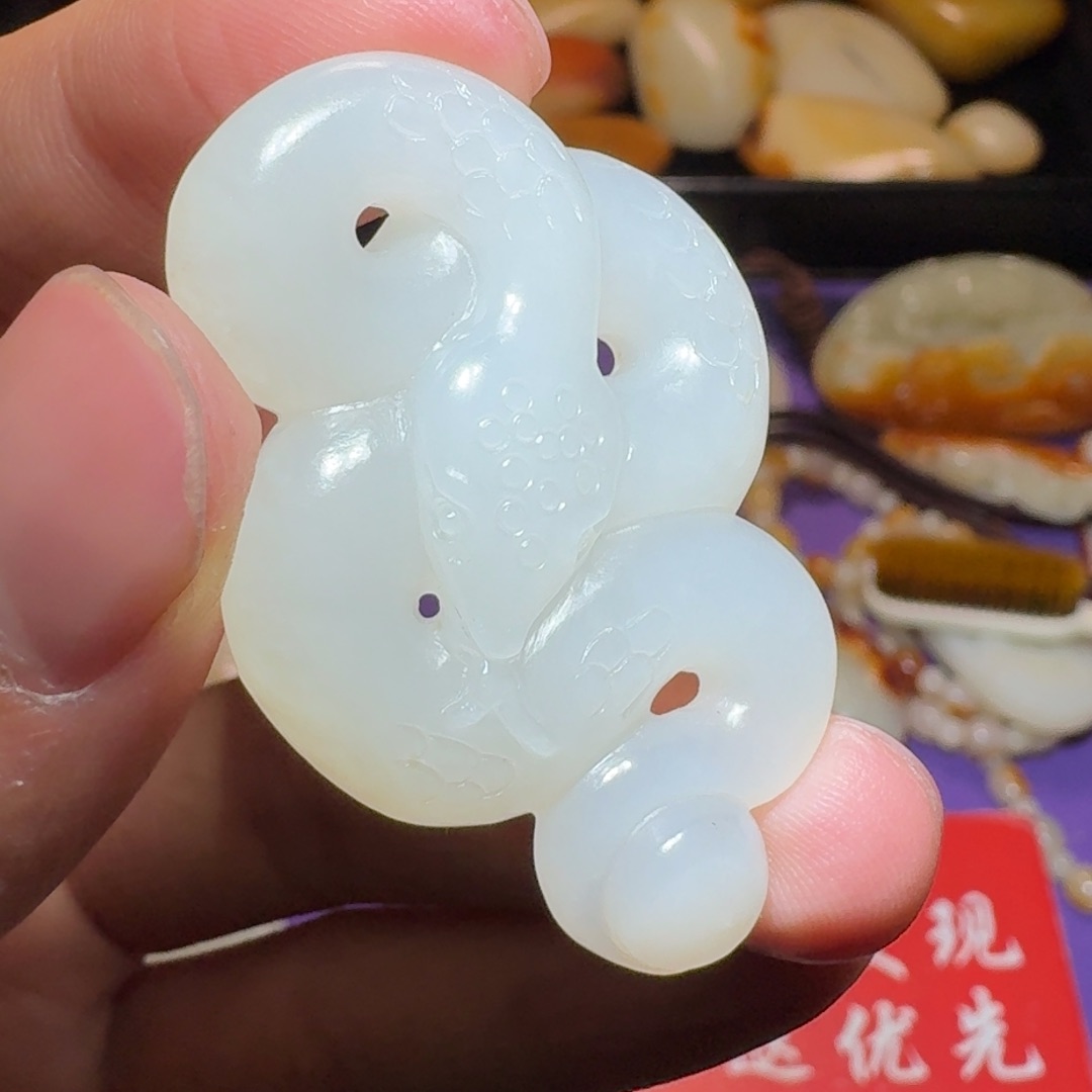 和田玉颈饰未镶嵌