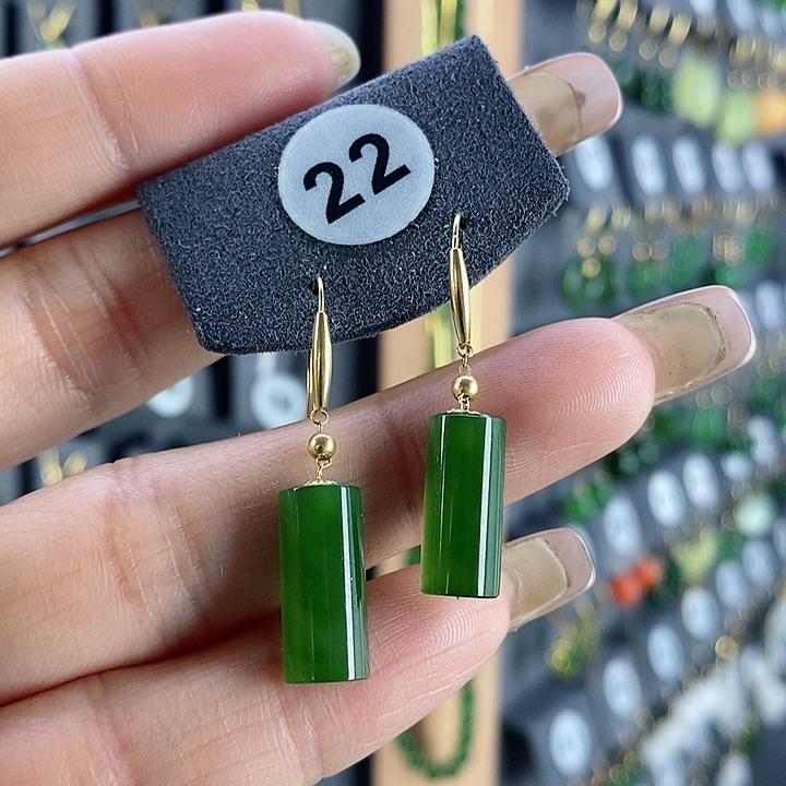 和田玉耳饰18K金镶嵌