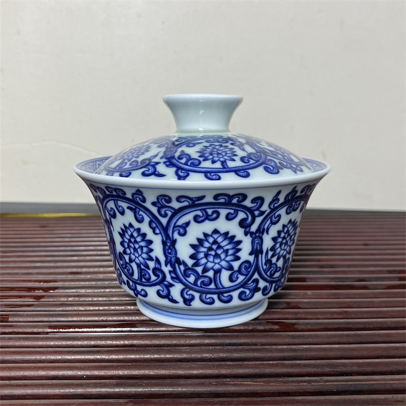 青花明风缠枝莲马蹄两才盖碗撇口防烫高温瓷釉下彩泡茶碗家用茶具