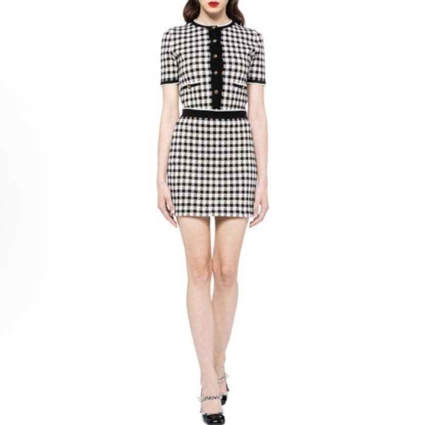 99新 MIU MIU/缪缪 4702/MIU MIU 黑色格纹单排扣短袖针织衫/36码