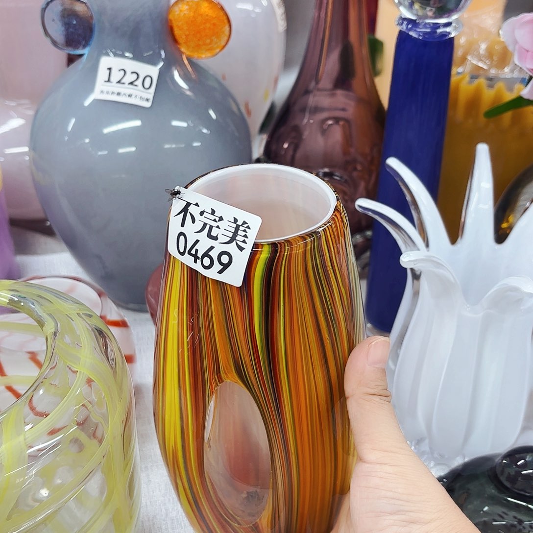 微瑕0469 安妮家居琉璃花瓶摆件