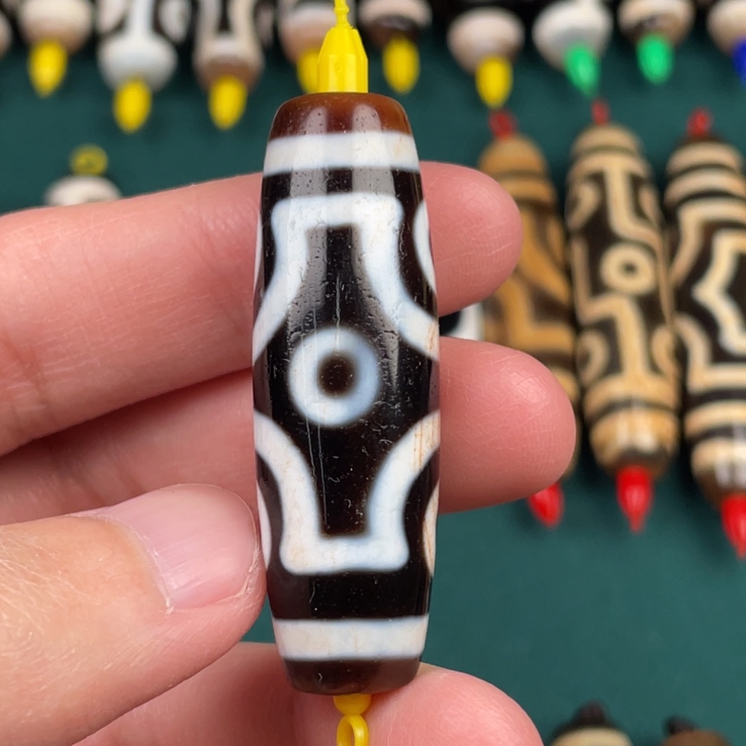 玛瑙/玉髓裸珠45.5 15 行运七眼图腾