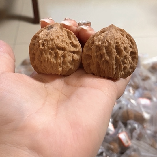 文玩核桃吊坠格**开40崔凯