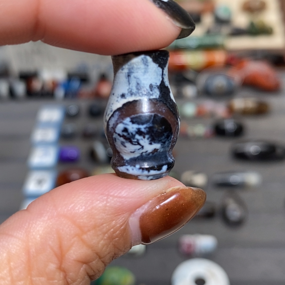 郑***哥玛瑙/玉髓合金手链