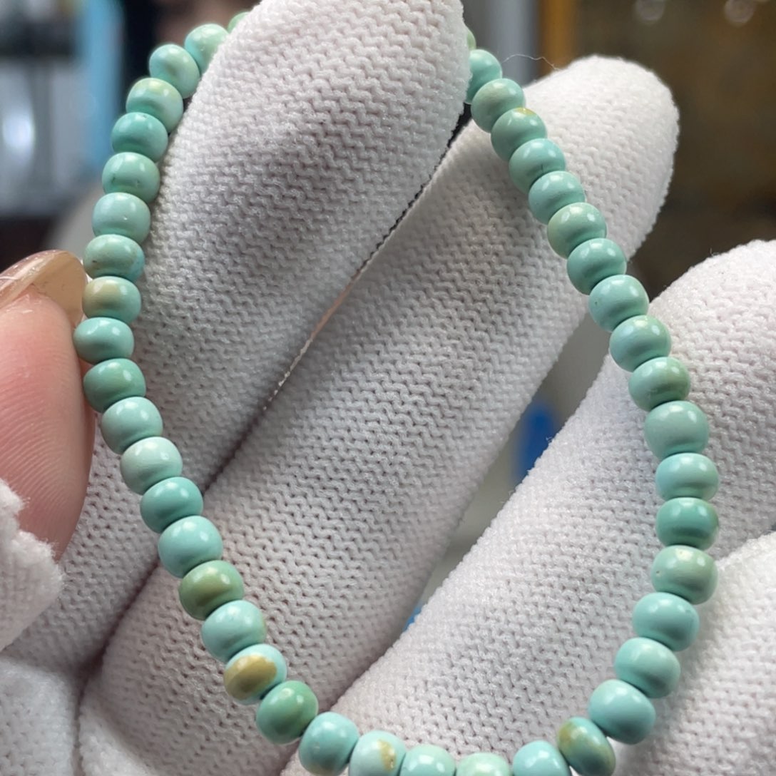 绿松石未镶嵌挂件