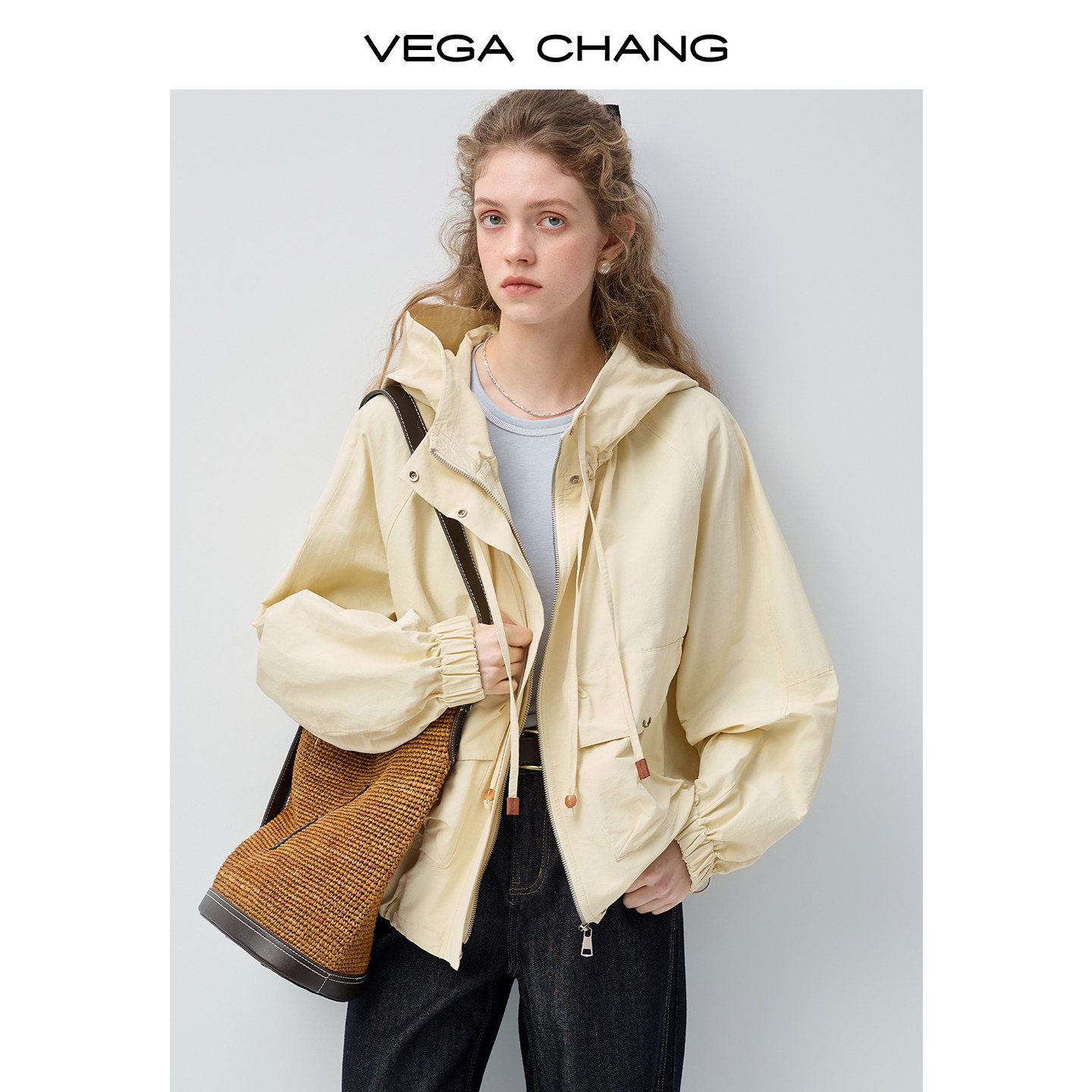 VEGA CHANG【奶黄轻装】连帽落肩工装风外套女2026新款春外套0155LL商品图