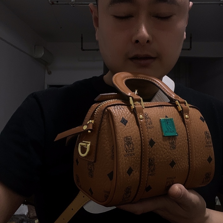 PVC超纤皮（革）聚酯纤维