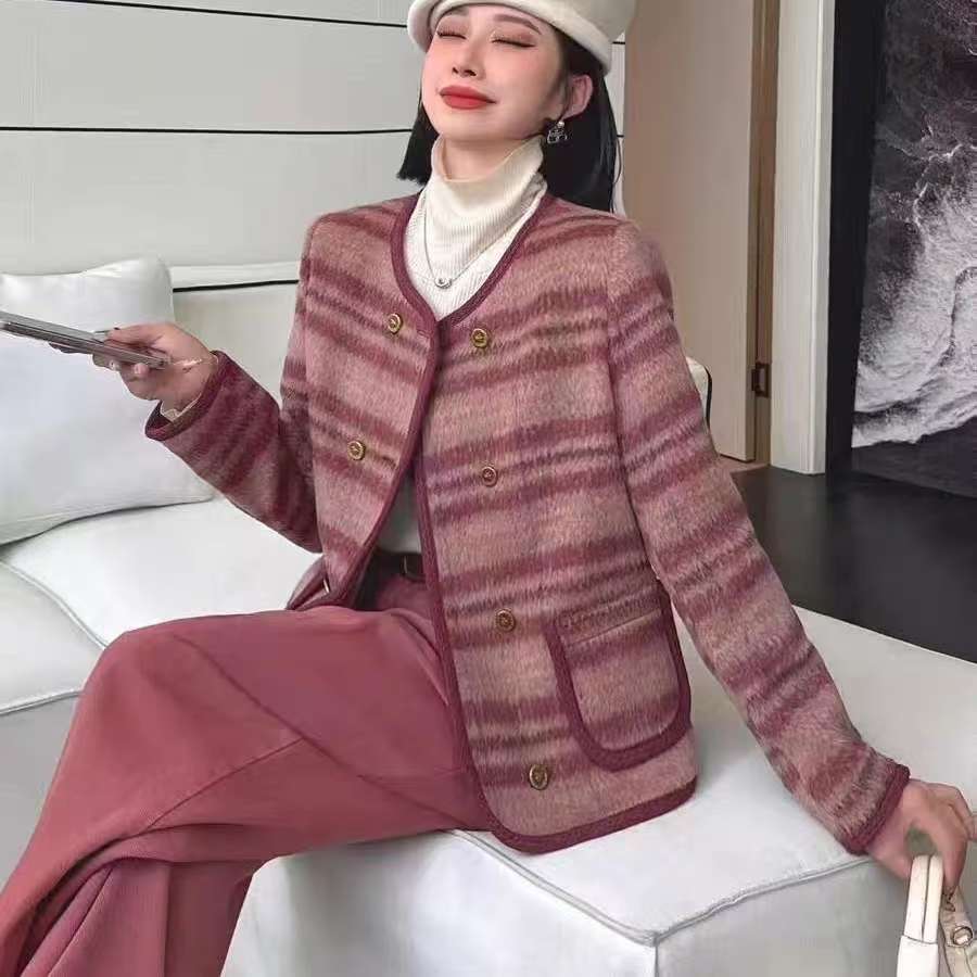 6670--小香风格子加绒外套