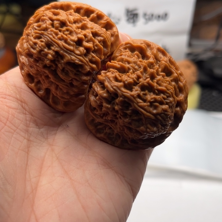 文玩核桃吊坠南疆45