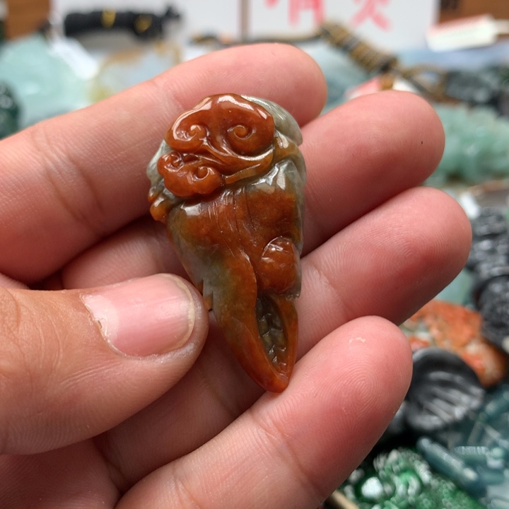 翡翠颈饰未镶嵌保真天然a货翡翠