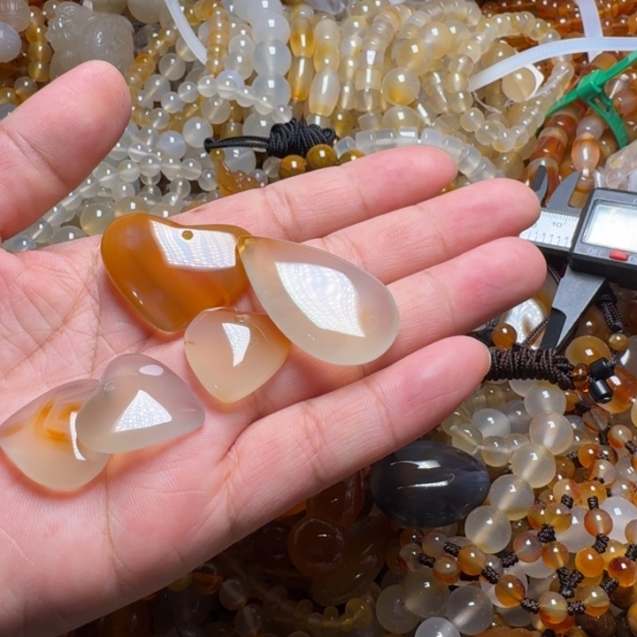 玛瑙/玉髓颈饰合金诗**逸0064