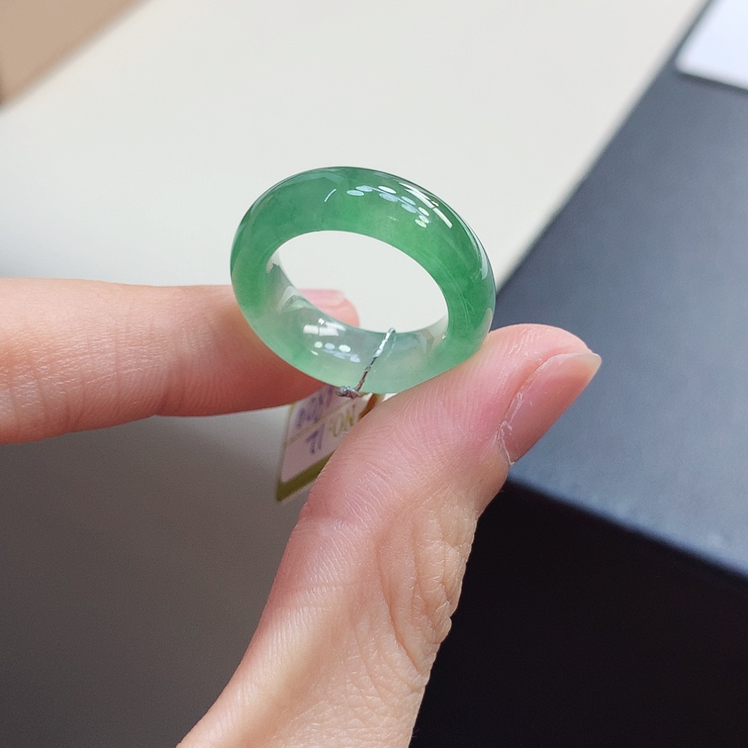 翡翠戒指未镶嵌12号