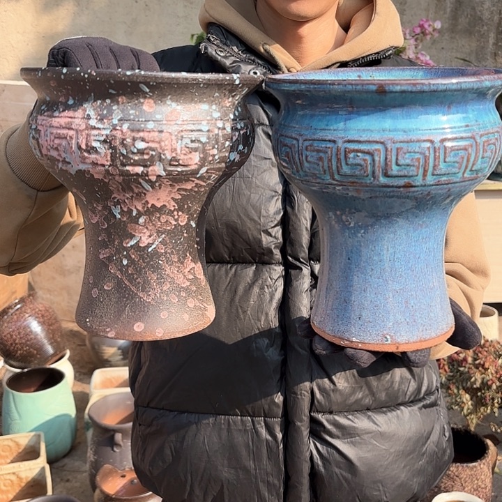 红陶火锅两个色口径21*23