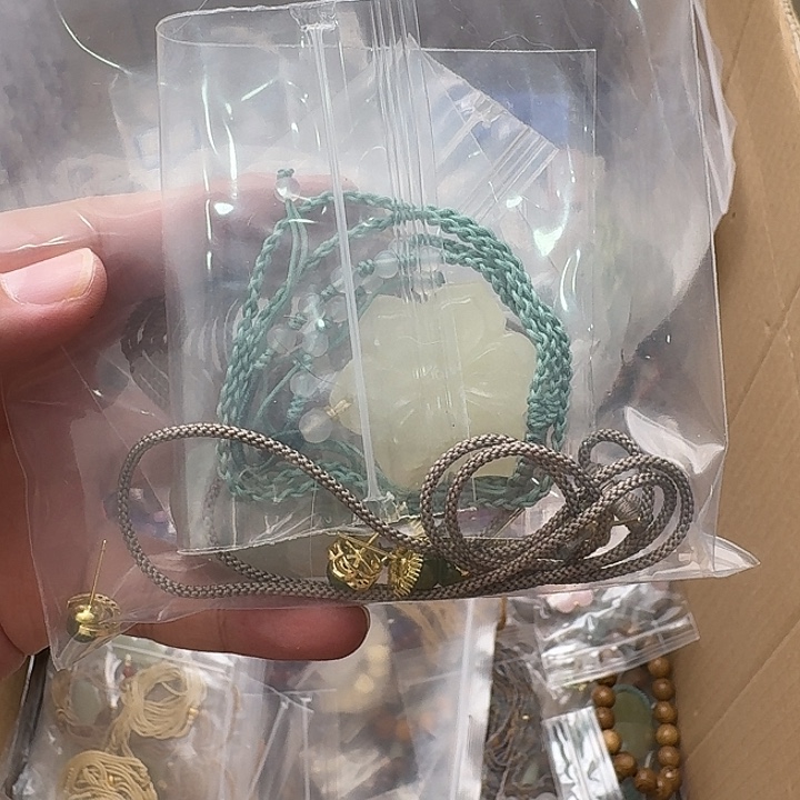 葵****玛瑙/玉髓未镶嵌手链