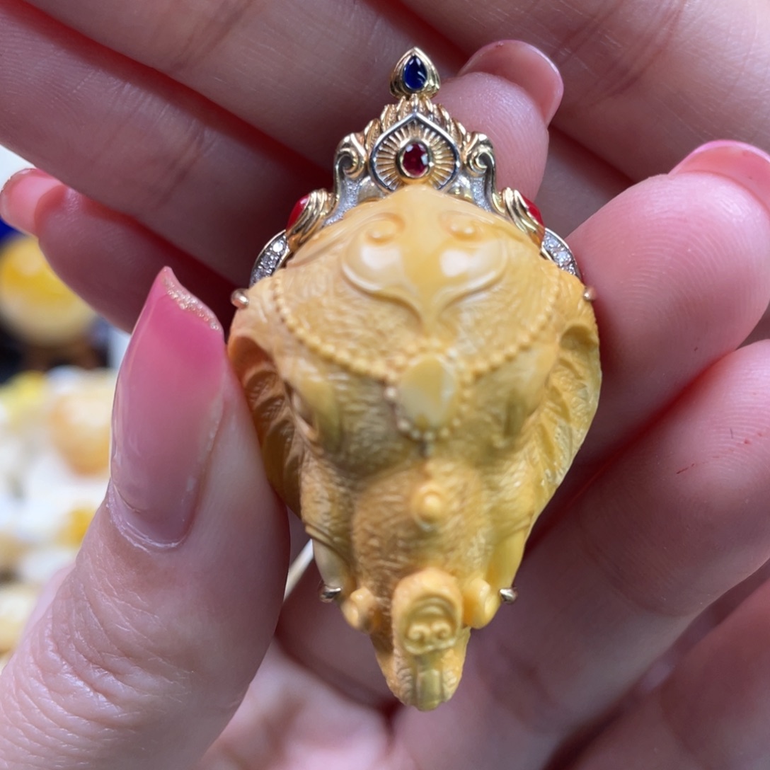 蜜蜡裸石未镶嵌琥珀蜜蜡