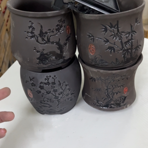 4个盆4个底托［所有订单凑满15明天发］