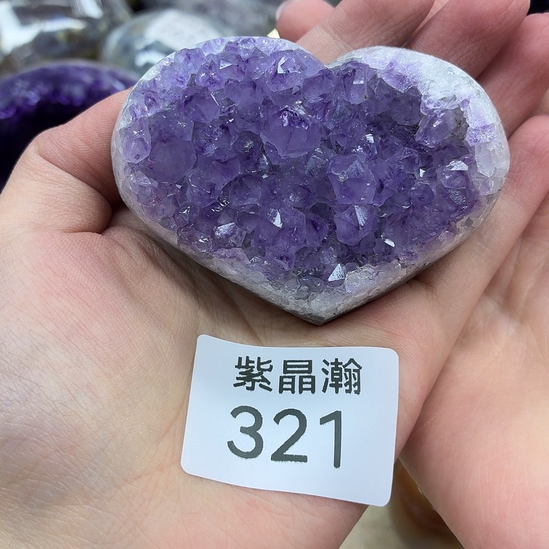 水晶大型摆件（非配饰）未镶嵌