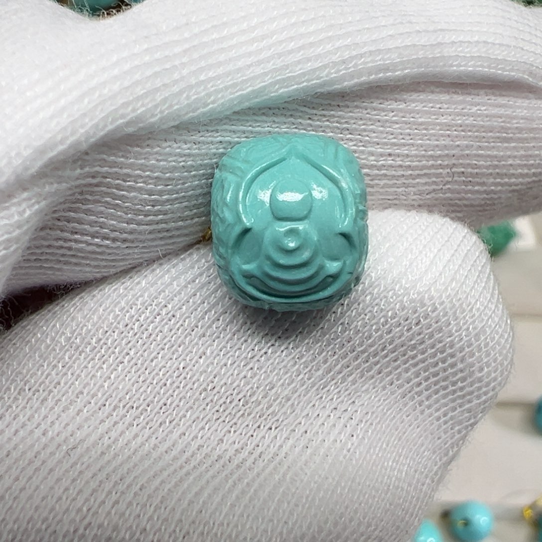 绿松石配饰未镶嵌