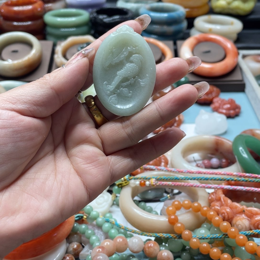 石英质玉手镯合金