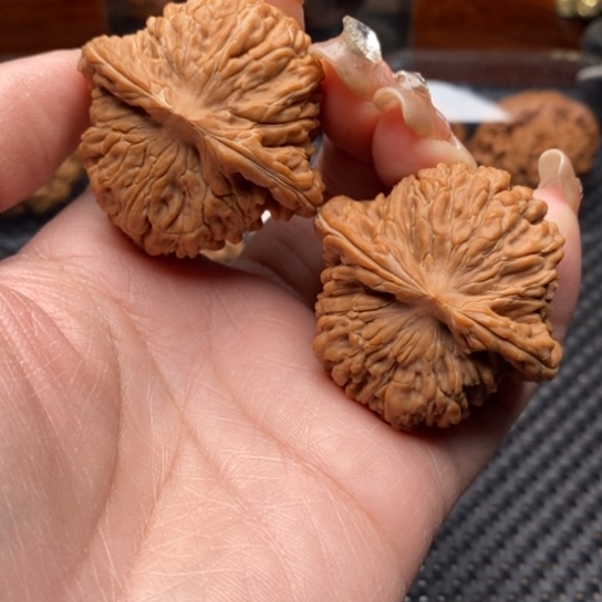 文玩核桃吊坠蛮**哥44全品拱桥楼