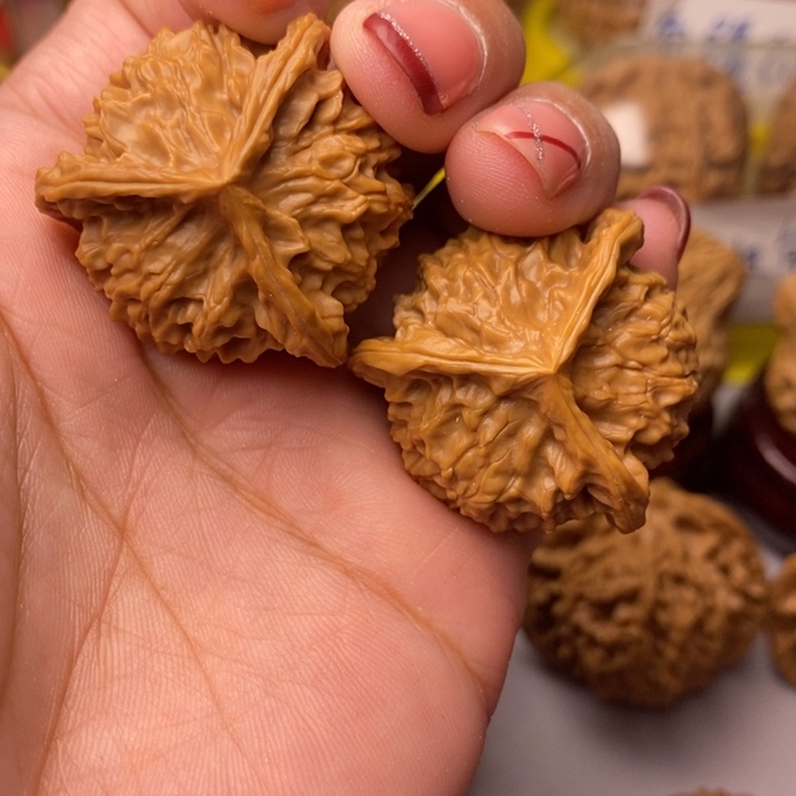 文玩核桃把件34三棱