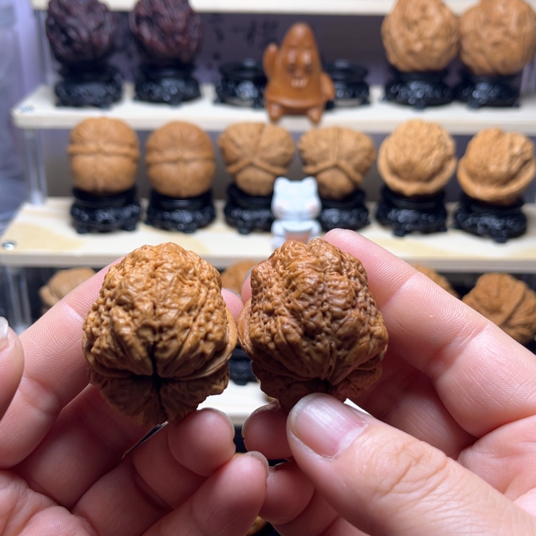 文玩核桃吊坠37w霸王蟾40尺