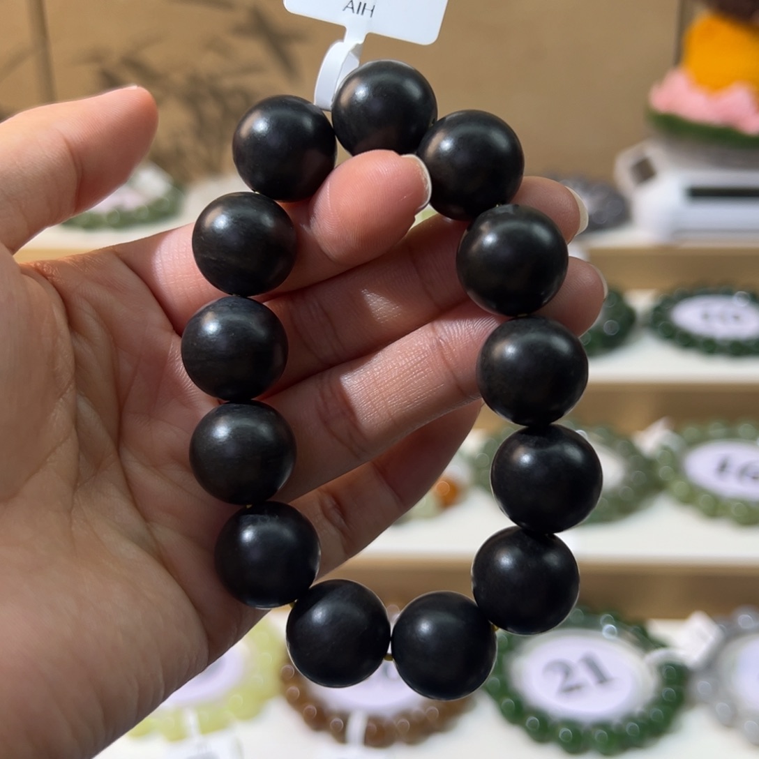 和田玉未镶嵌手串