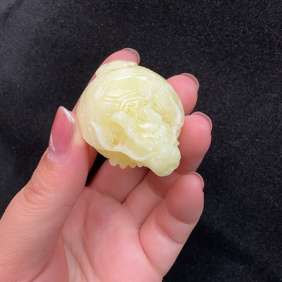 蜜蜡未镶嵌珠宝奇石