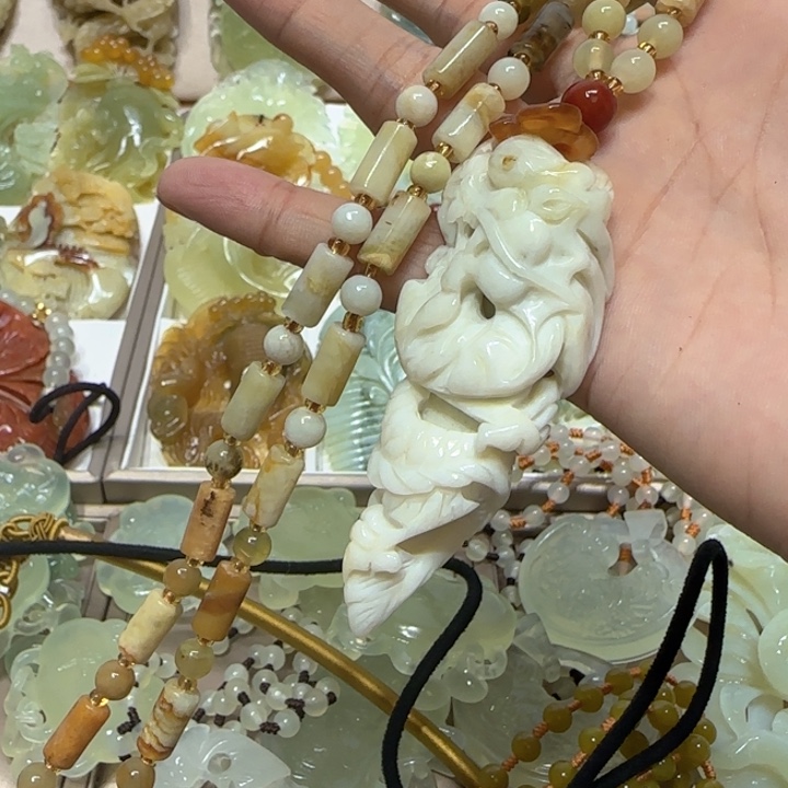 蛇纹石玉吊坠未镶嵌欣***你