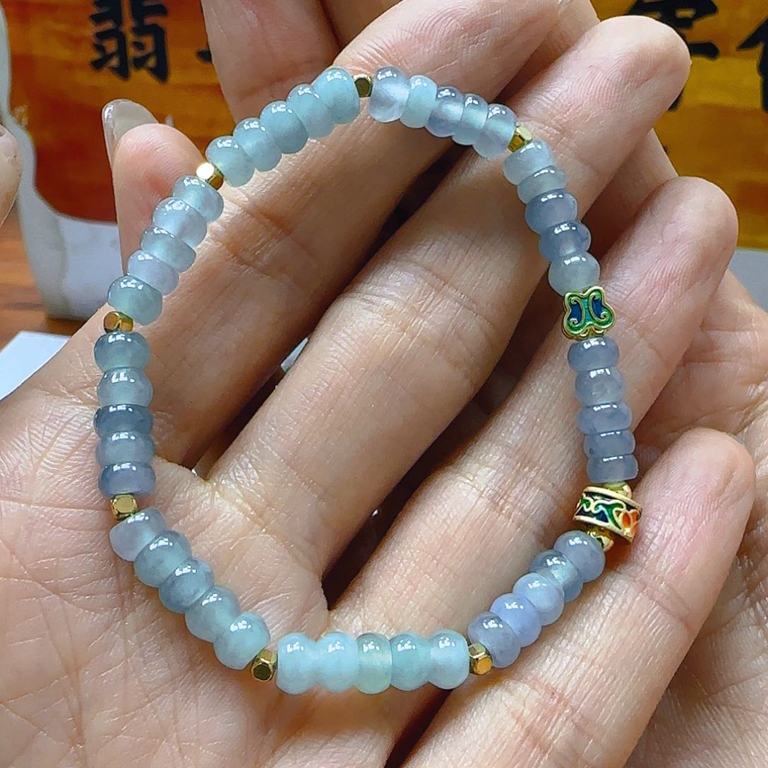 翡翠手链未镶嵌翡翠75