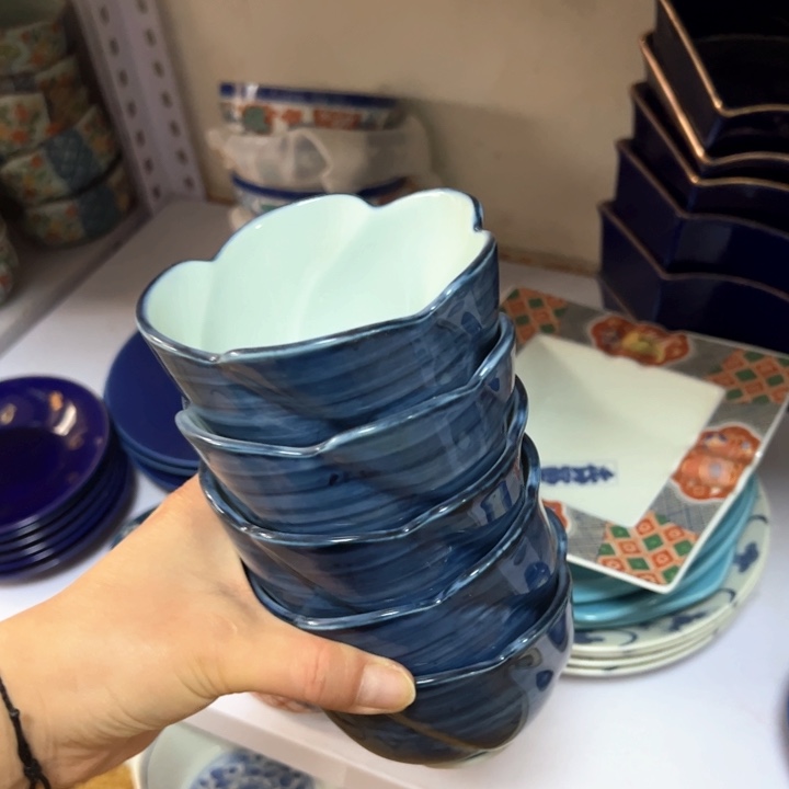 盖碗瓷器直播放漏中