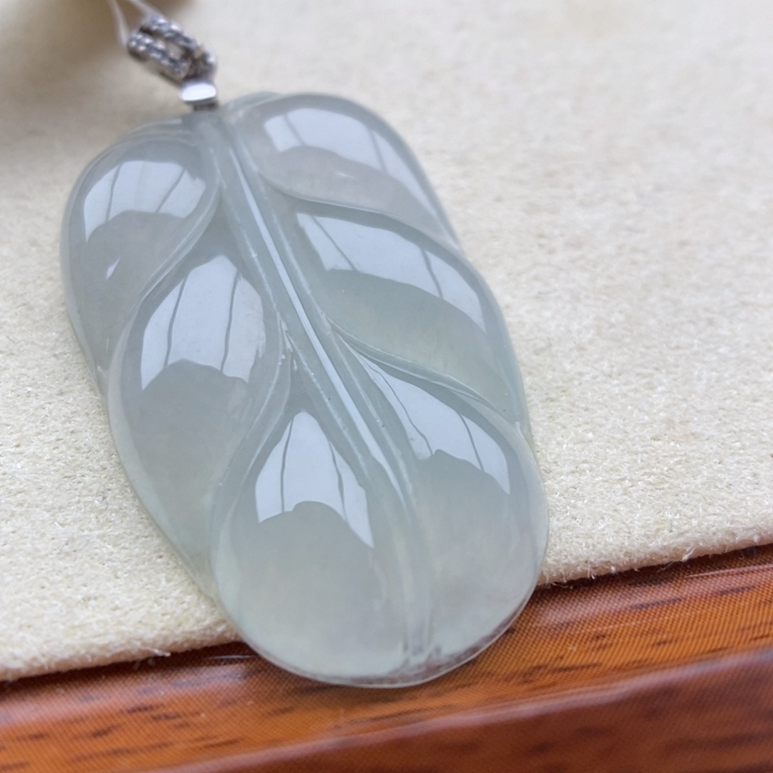 翡翠银S925镶嵌颈饰吊坠