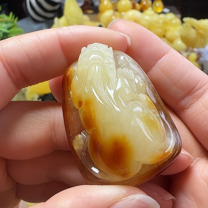 蜜蜡珠宝奇石未镶嵌