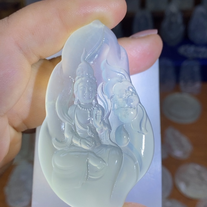 【闪购商品】蛇纹石玉颈饰未镶嵌