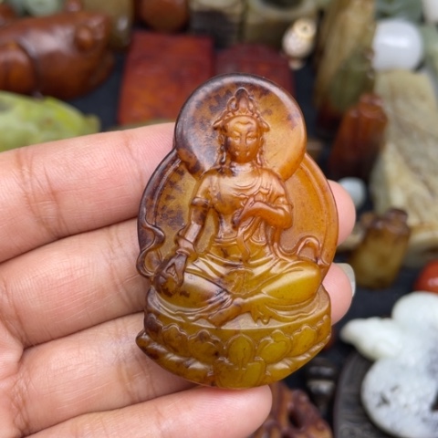 蛇纹石玉未镶嵌颈饰8