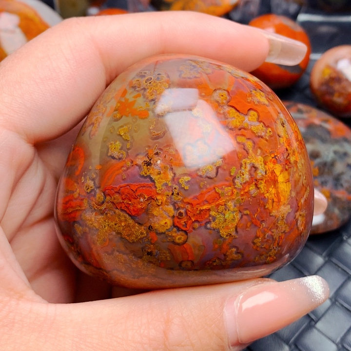 玛瑙/玉髓颈饰未镶嵌天****司