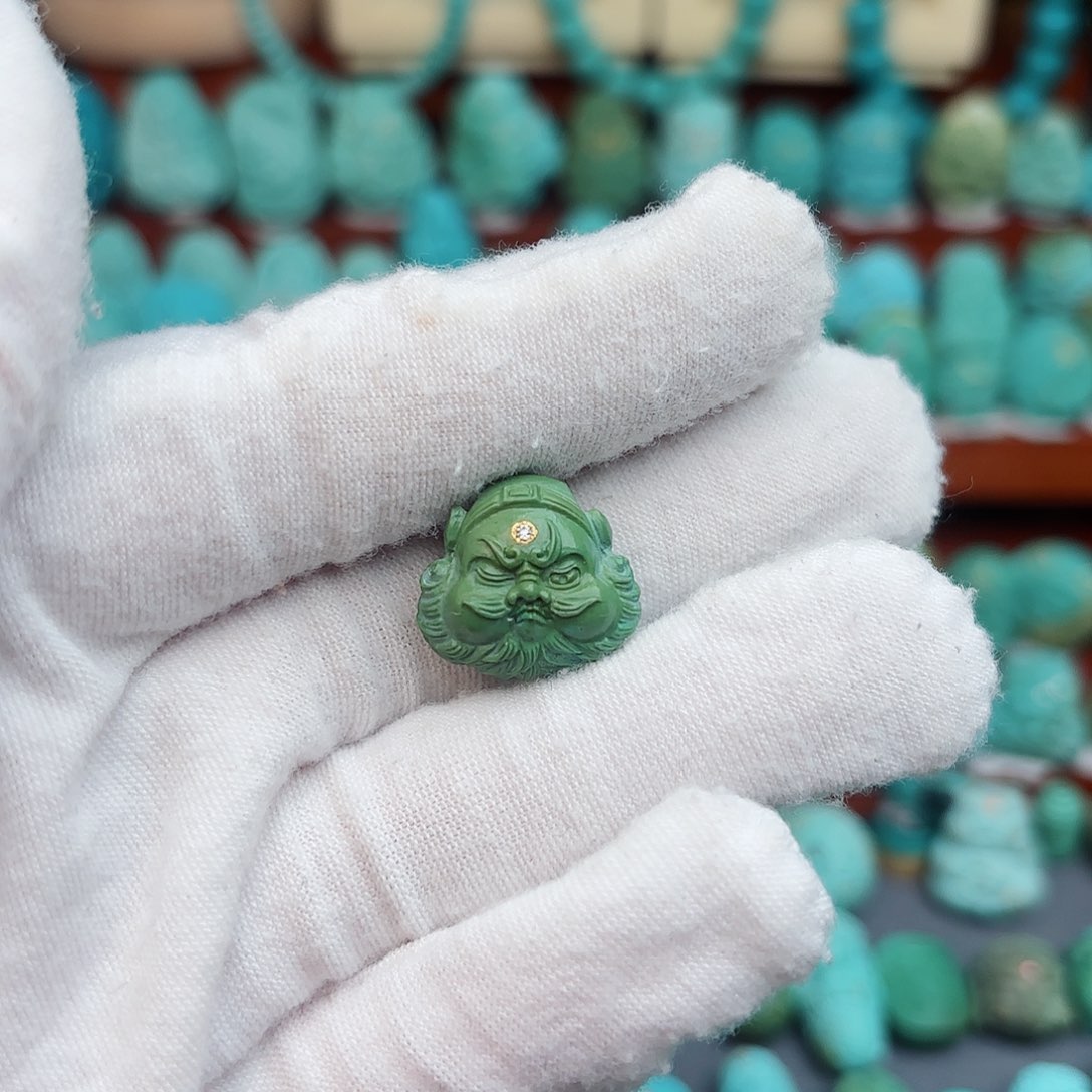 绿松石配饰未镶嵌