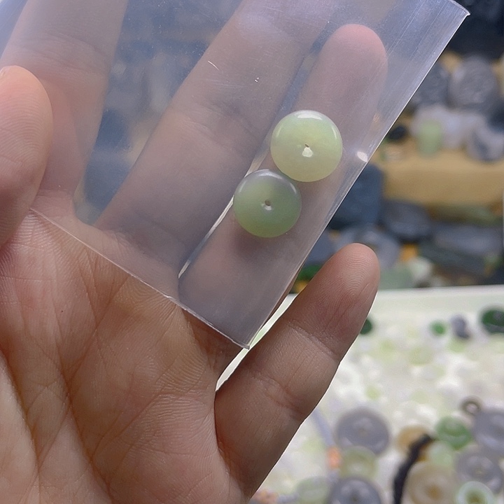 和田玉颈饰未镶嵌兔***多