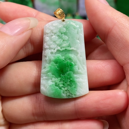 颈饰未镶嵌翡翠吊坠