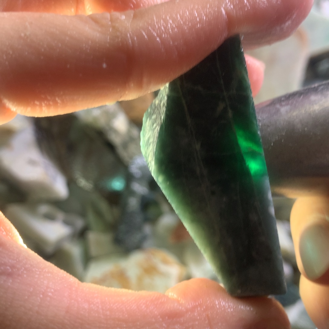 翡翠颈饰未镶嵌缅甸翡翠