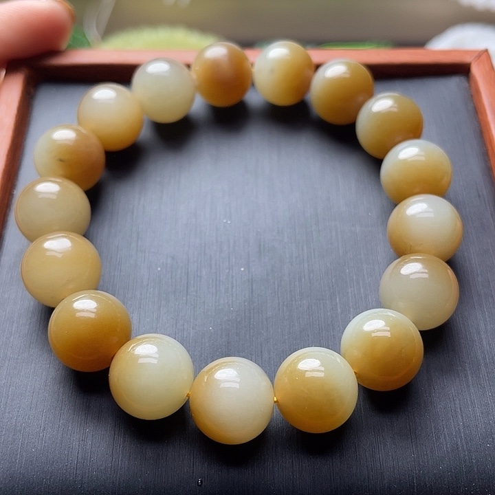 和田玉（糖玉）未镶嵌手链