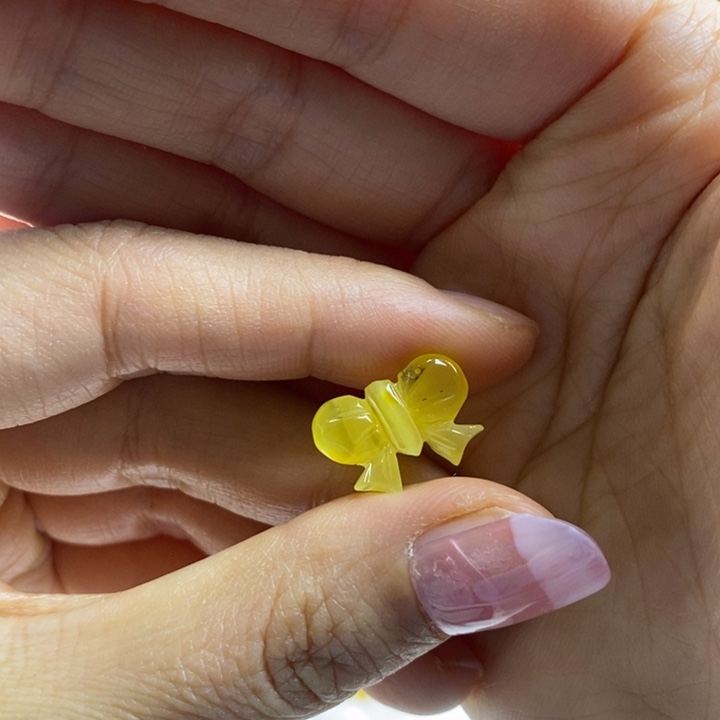 蜜蜡裸石未镶嵌微瑕