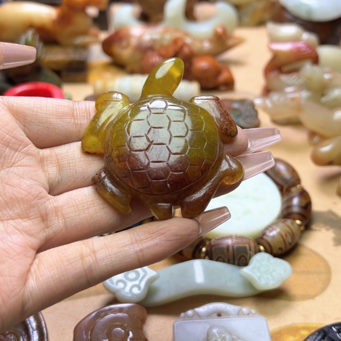 【闪购商品】蛇纹石玉颈饰未镶嵌