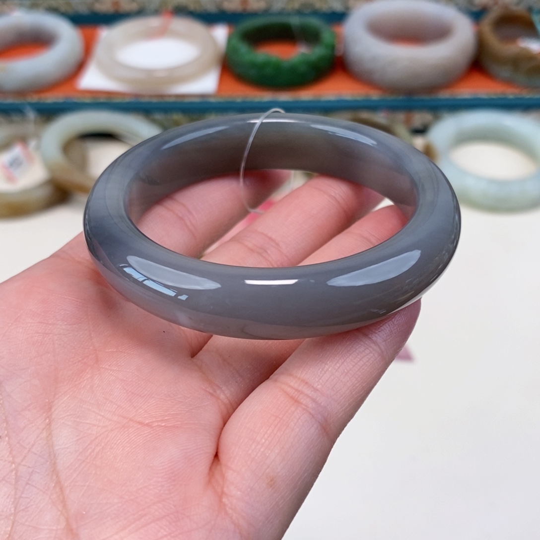 和田玉未镶嵌手镯54.6