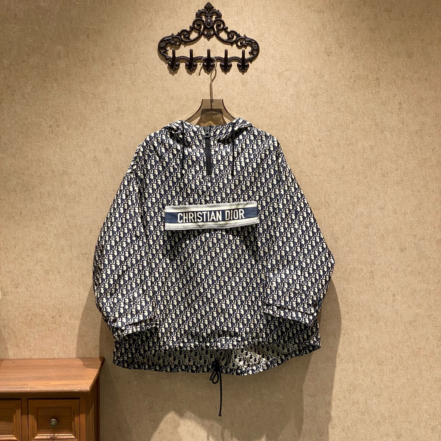 99新 DIOR/迪奥 爆款蓝色老花满印标语logo冲锋衣/xs码/41158