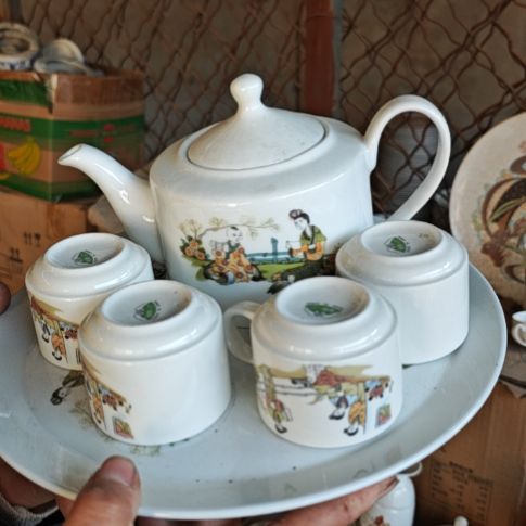 库存微瑕三娘教子多孔茶壶一套容量500毫升