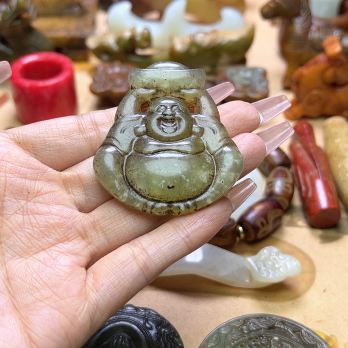 【闪购商品】蛇纹石玉颈饰未镶嵌