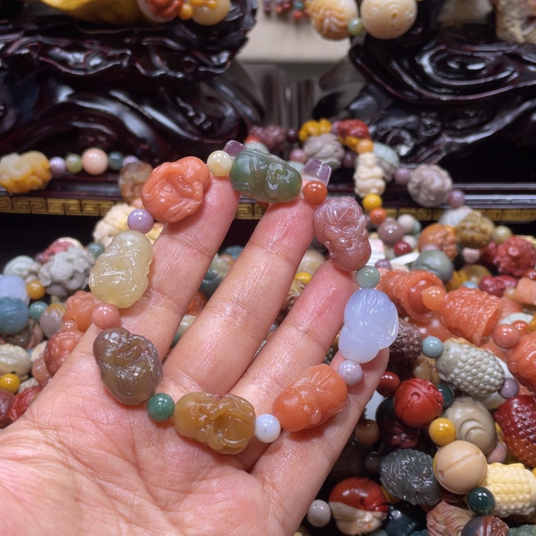 石英质玉手链未镶嵌